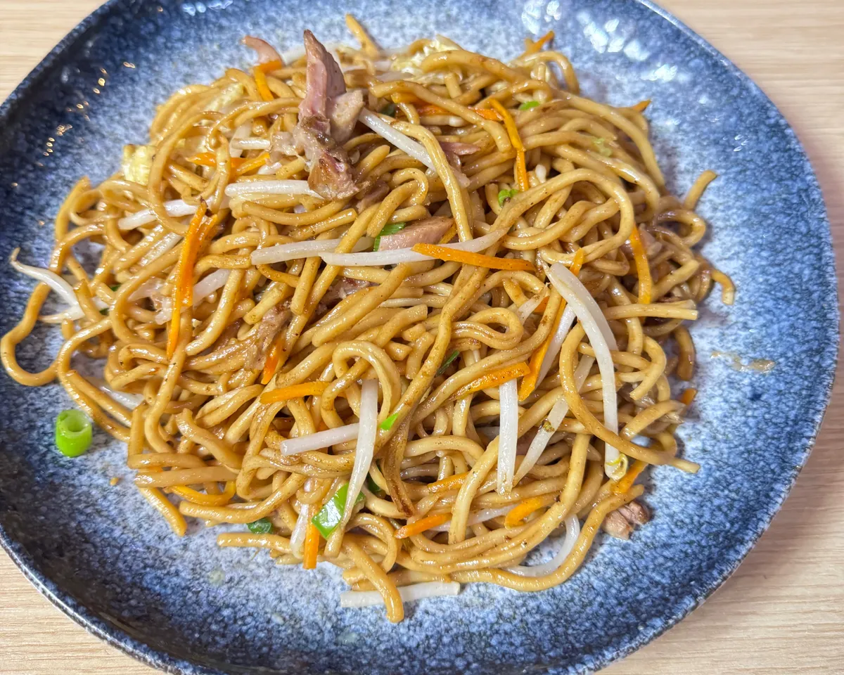 C5: nouilles sautées Canard laque