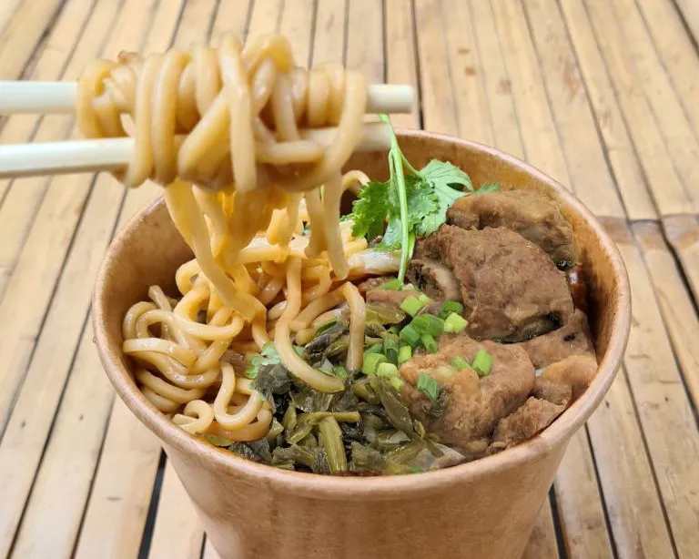 T3. Nouilles Travers de porc