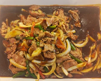 P8. Boeuf a la sauce piquante