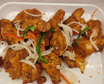 P4. Ailes de poulet saute au sel et poivre