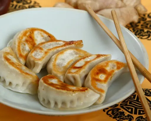 E7. Ravioli pekinois