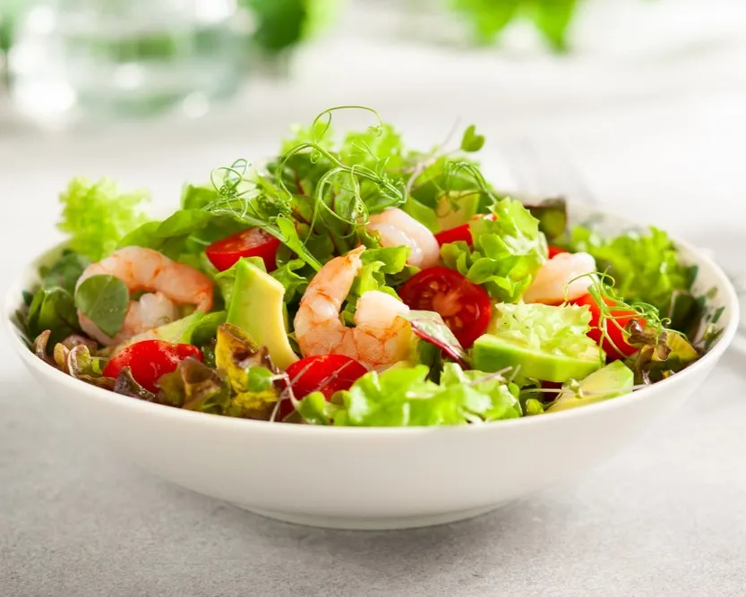 E13 Salade aux crevettes
