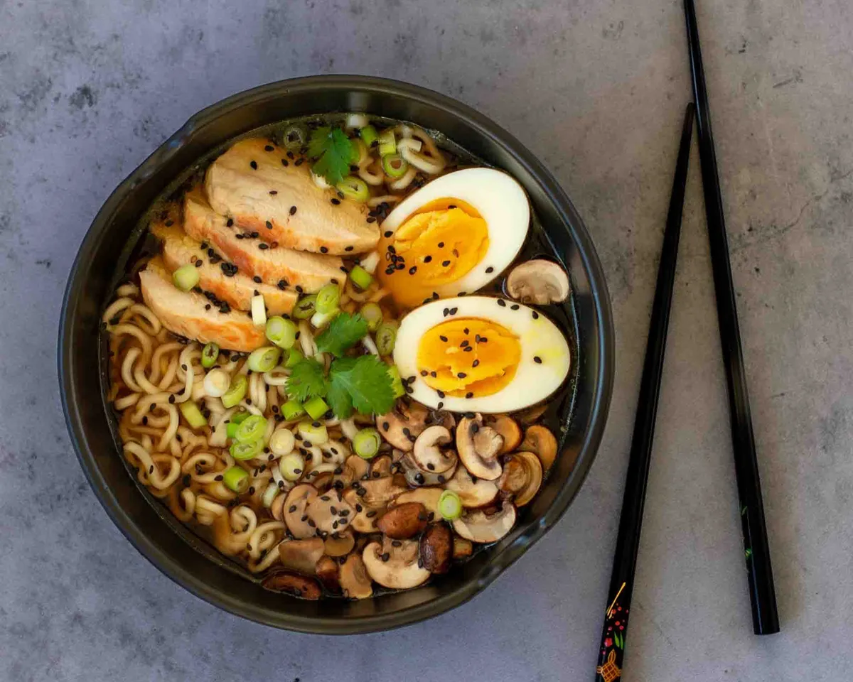 Menu sp9. Nouilles japonais