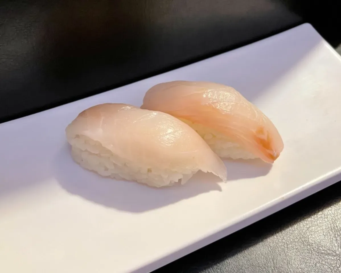 SU-TAI SUSHI DAURADE