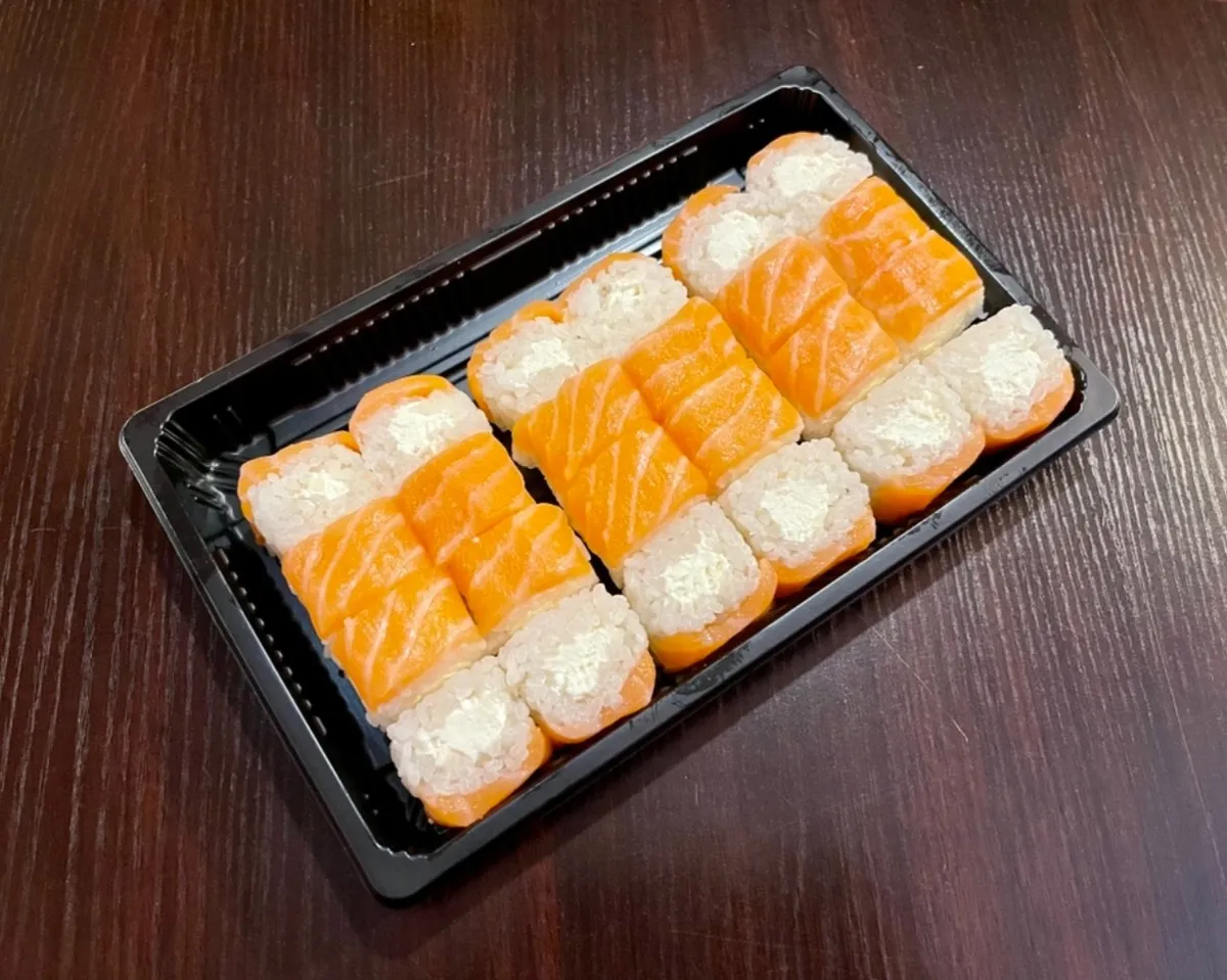 BOX CHEESE ROLL
