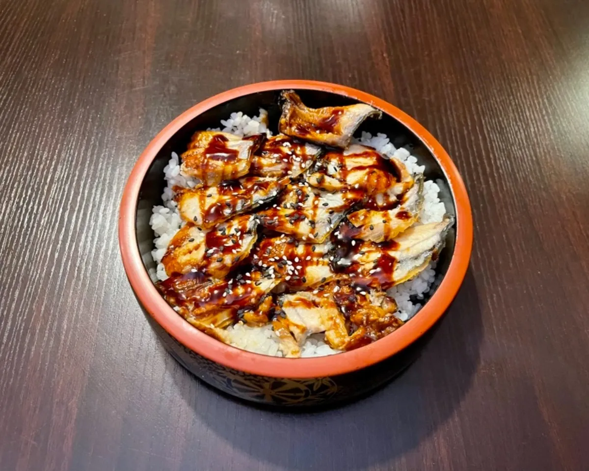S6 - CHIRASHI ANGUILLE