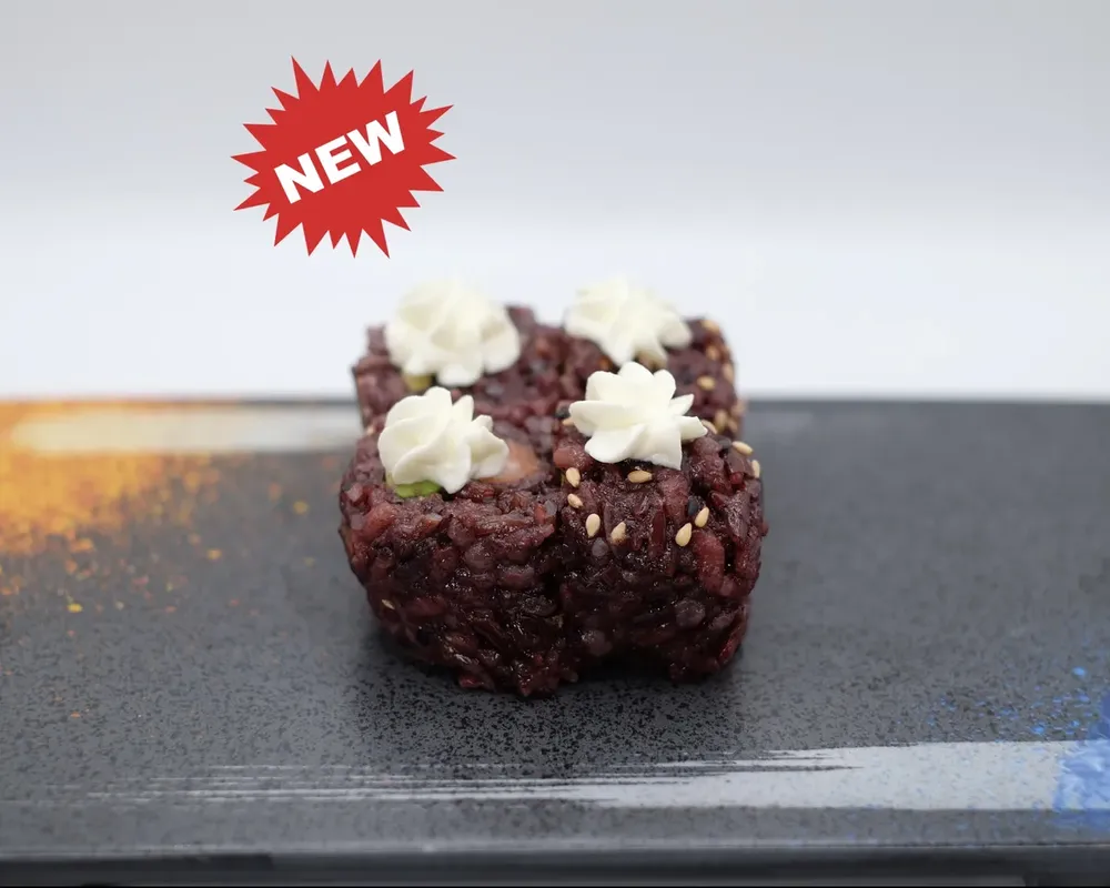 65. SAUMON AVOCAT CHEESE 4PIECES