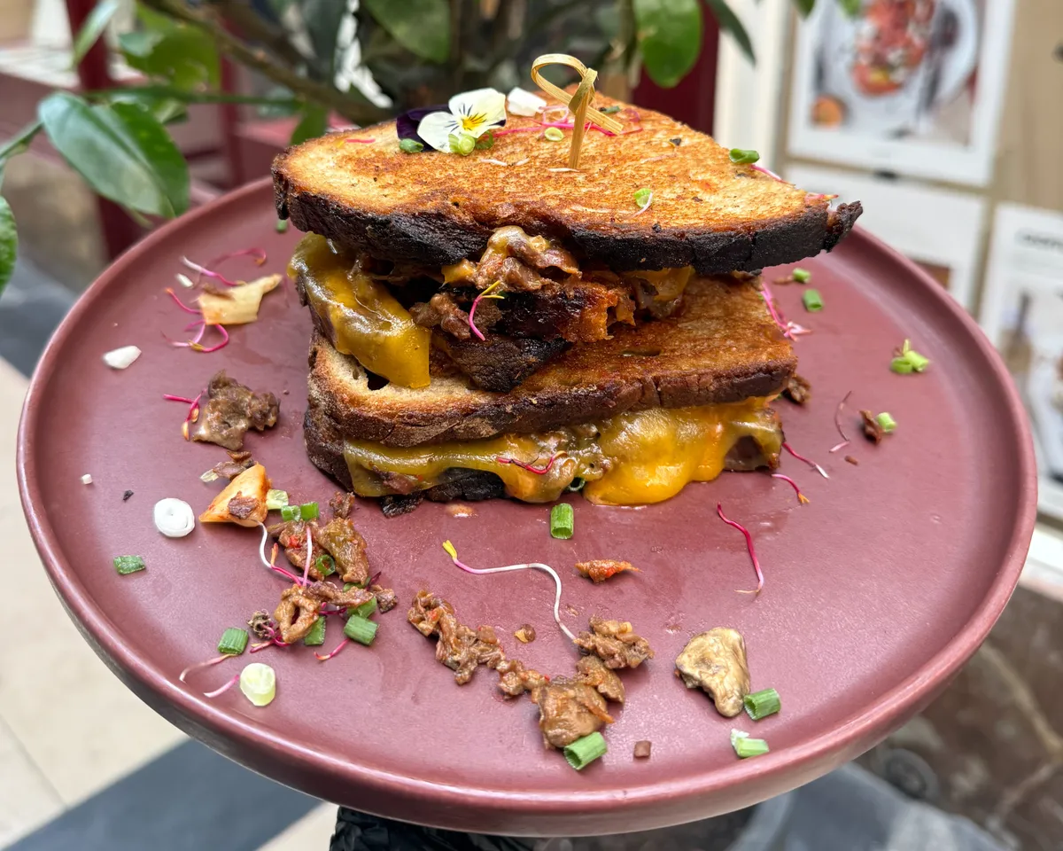 Bulgogi kimchi toast