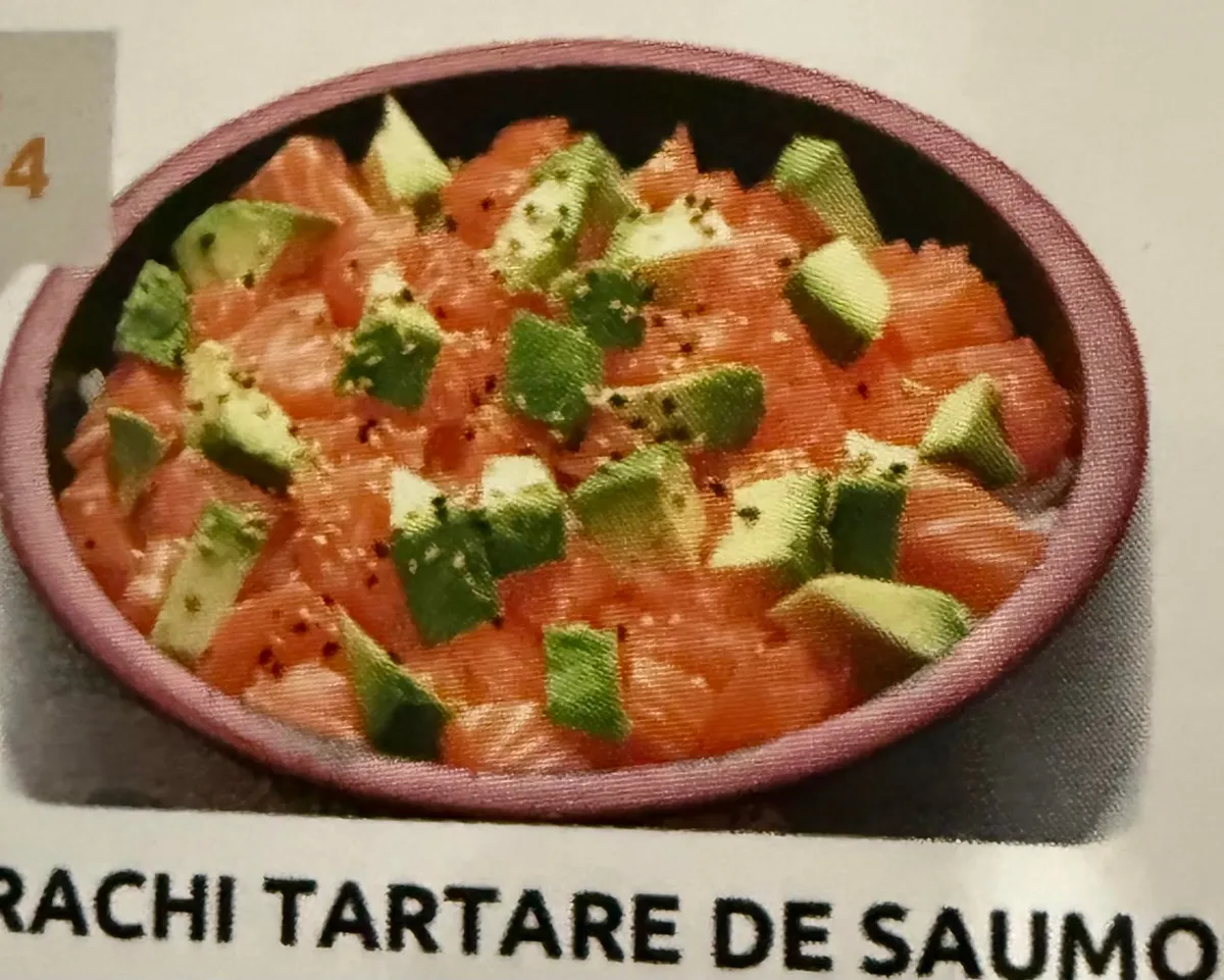 C4 CHIRACHI TARTARE DE SAUMON
