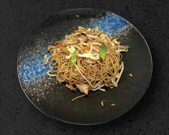 Nouilles sautées au poulet