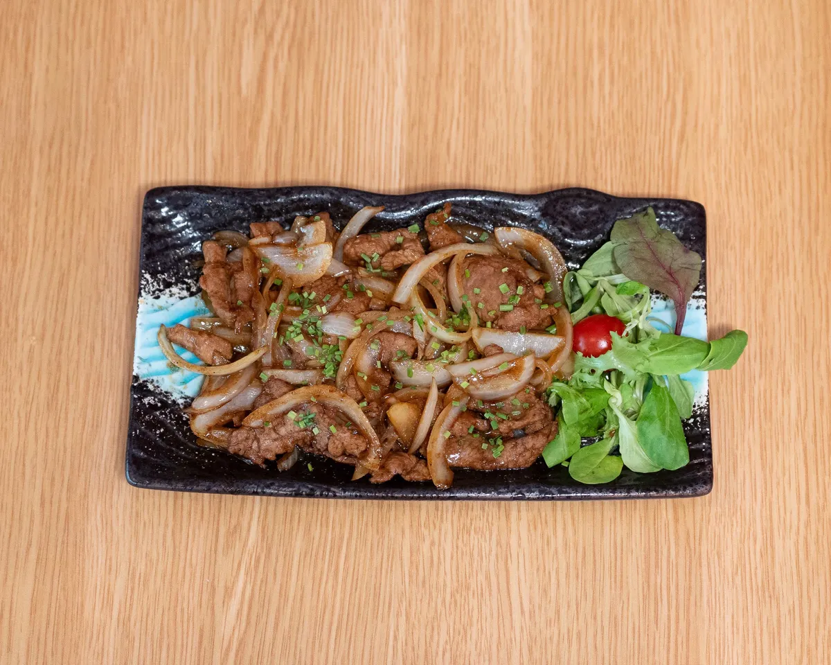 B5 BOEUF AUX OIGNONS