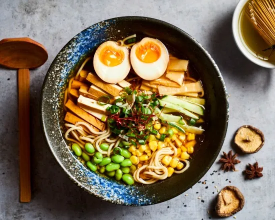 Ramen aux légumes bouillon Tonkotsu