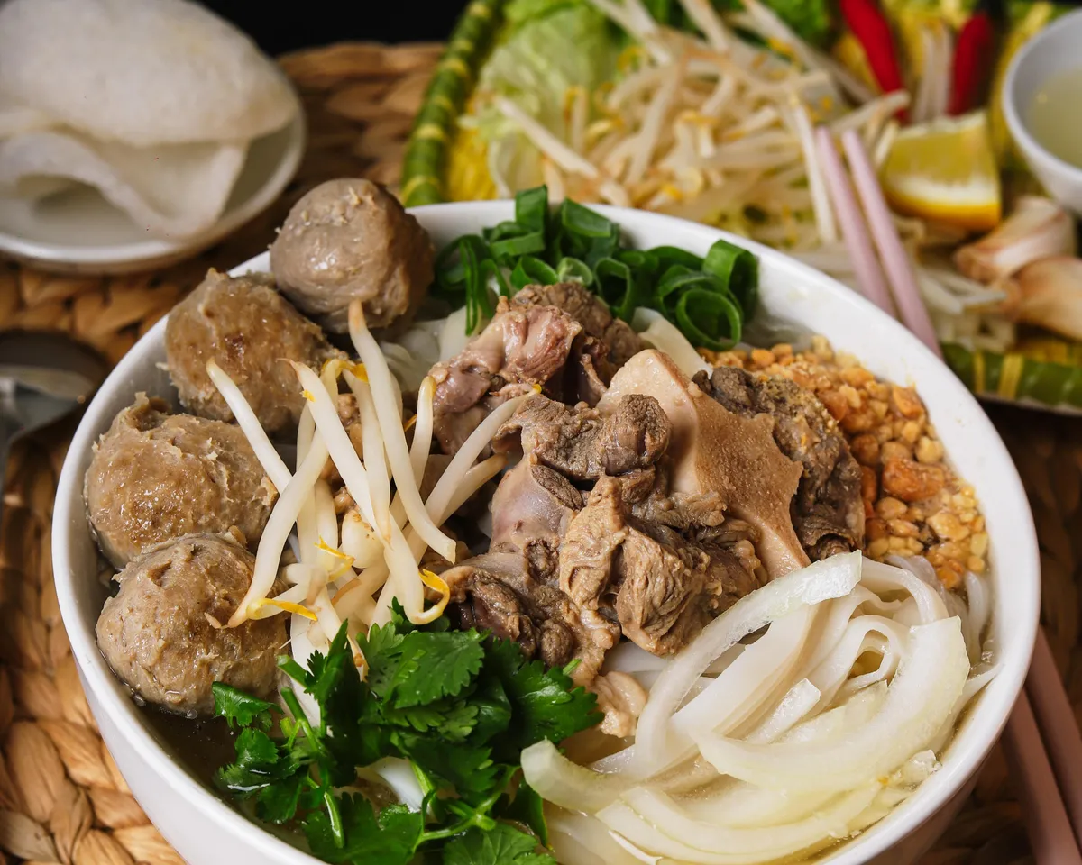 M4. Soupe de nouilles aux queue de boeuf