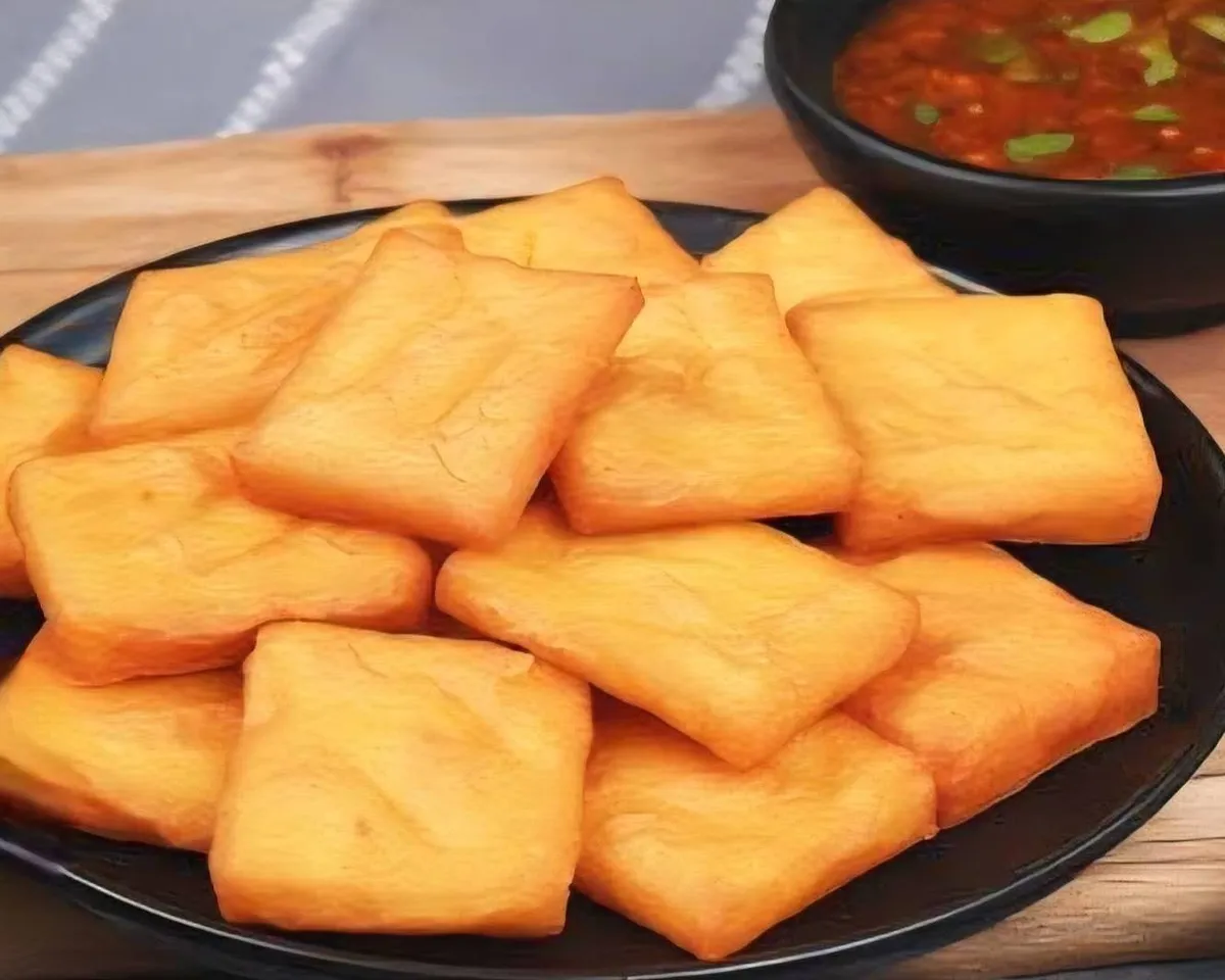 E9. Tofu Kyaw ×10 (Tofu pois chiche frit)