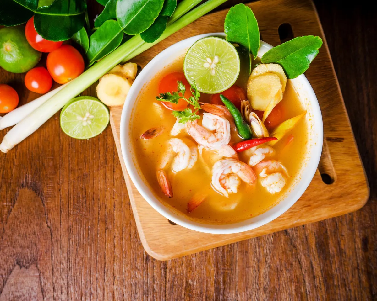 101. Soupe de crevettes a la citronnelle冬阴虾汤