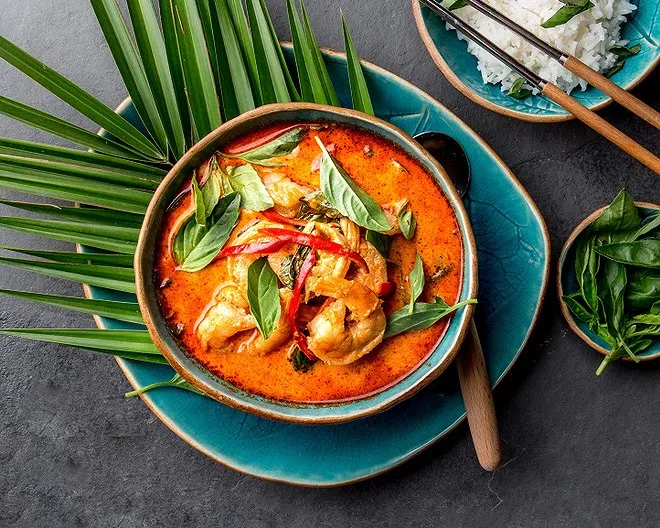 702. Fruits de mer au curry rouge 红咖哩海鲜