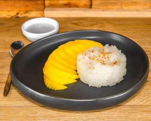 D1. Riz gluant au lait de coco et mangue fraiche