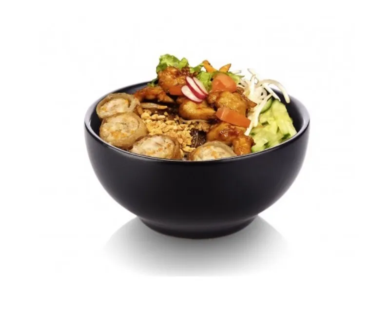Bo bun aux  nem et poulet