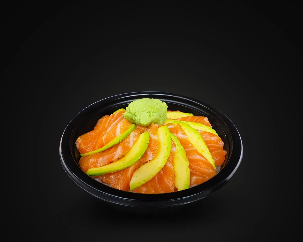 Poké bol saumon avocat