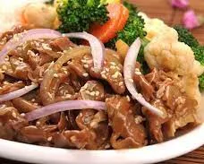 Don buri Boeuf aux oignons