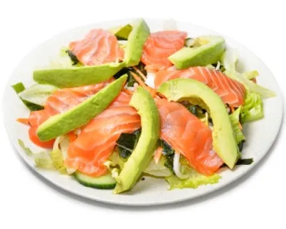 H3. Salade au saumon avocat