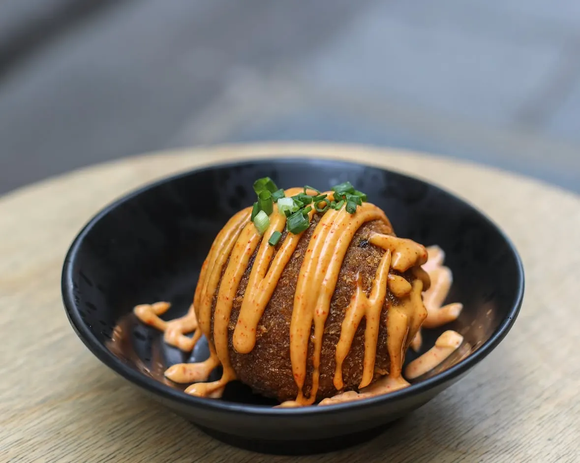 KIMCHI RICE BALL