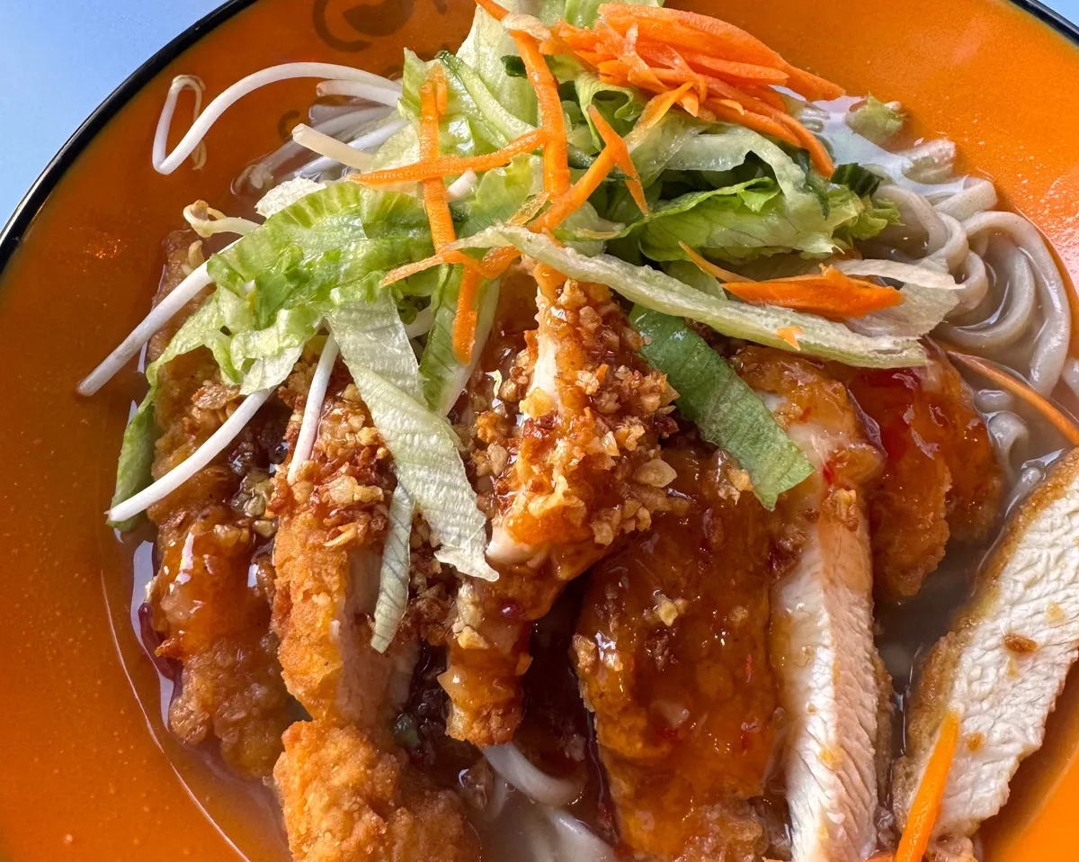 N5 Soupe de nouilles au filet poulet