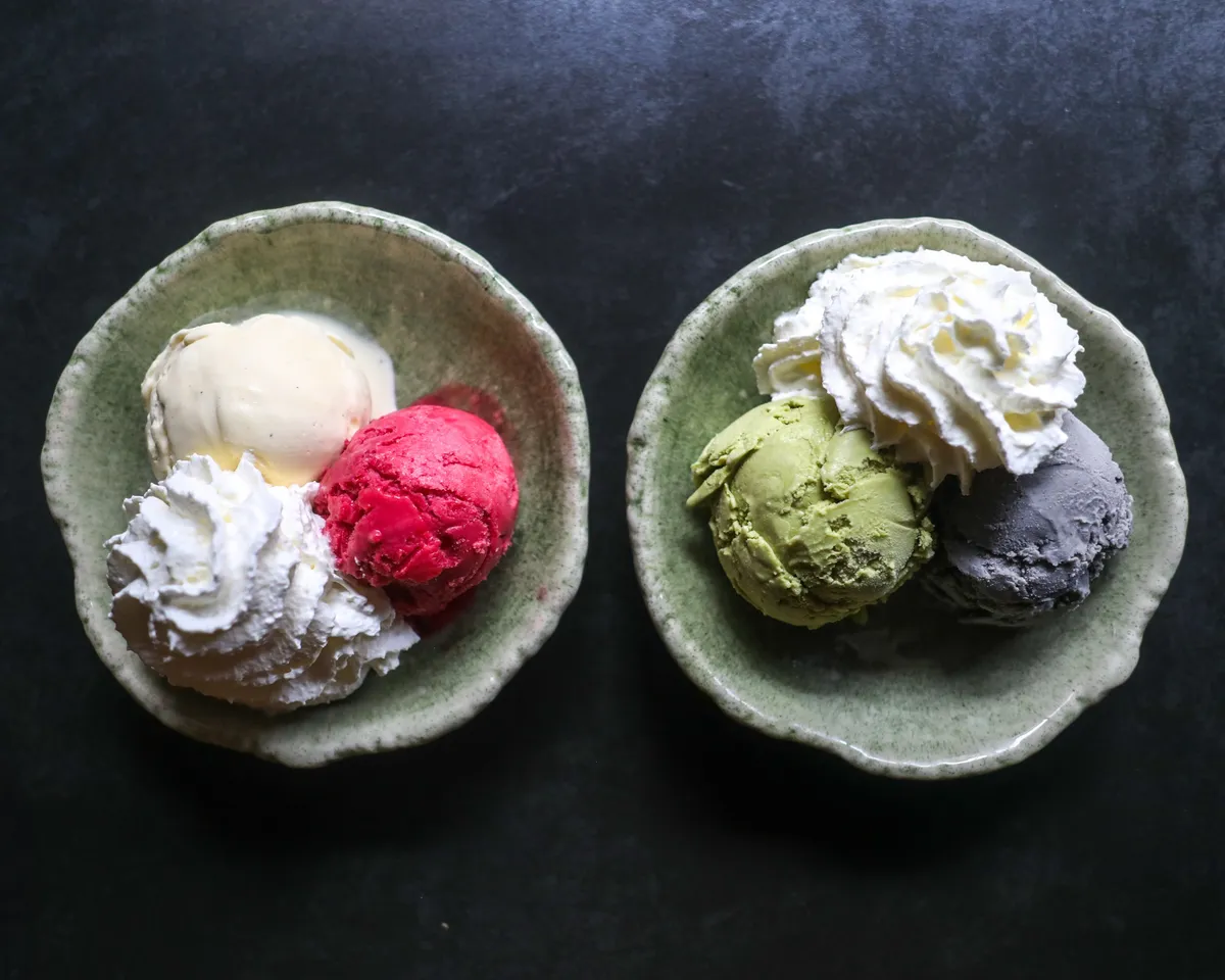 Glace 2 boules avec chantilly 