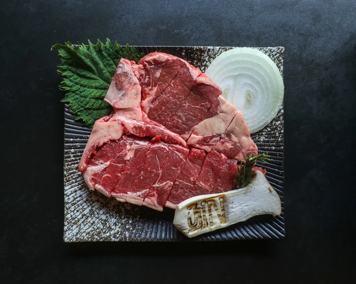 T-BONE black angus