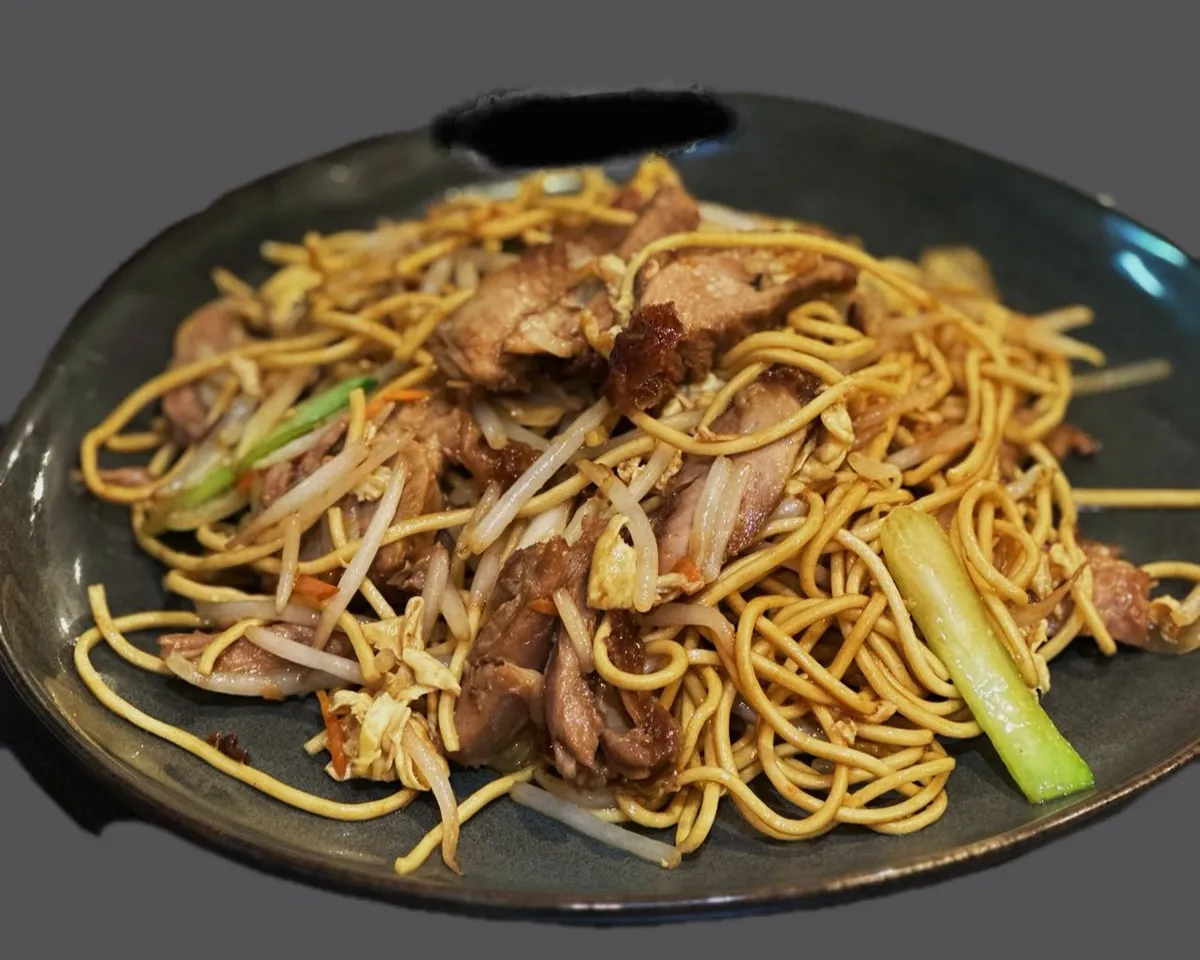 SS8 MENU nouilles sauté au canard 