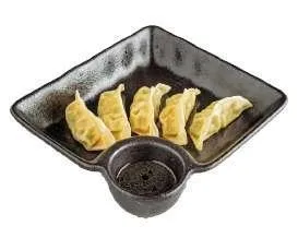 E4 Gyoza