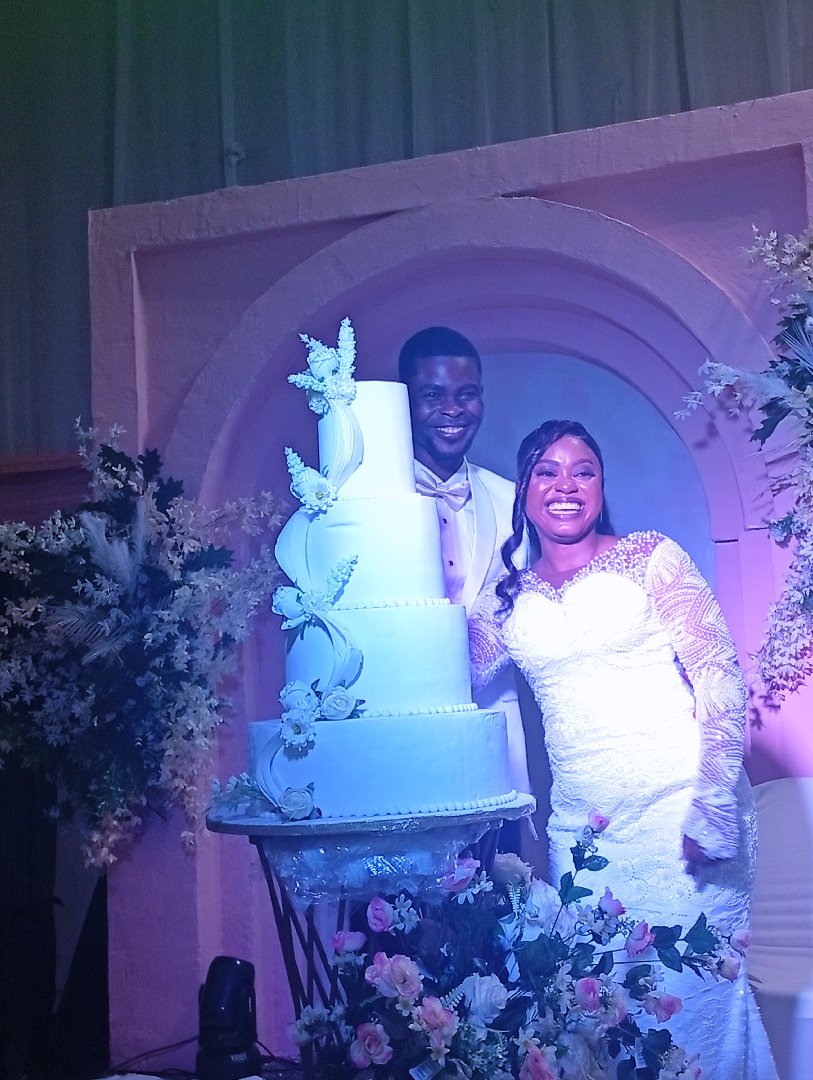 wedding cake