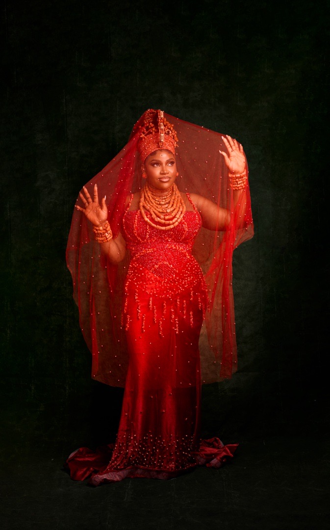Trad/White wedding photography