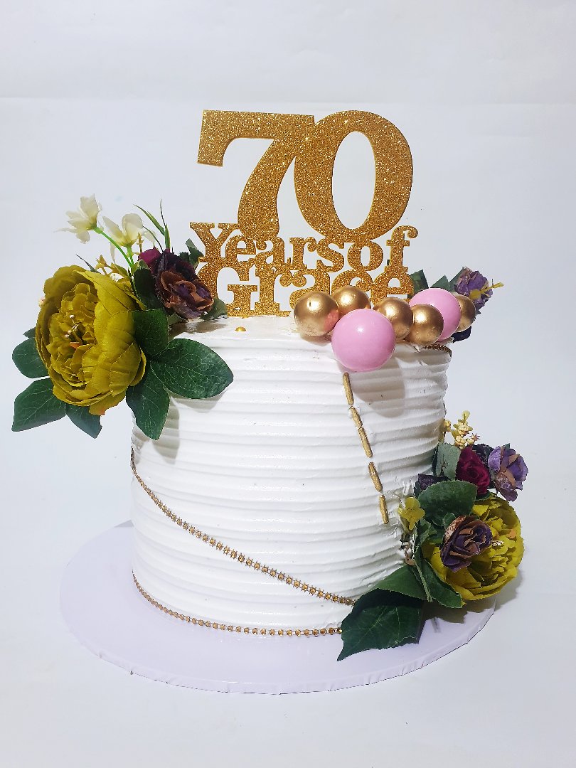 celebration cakes 4