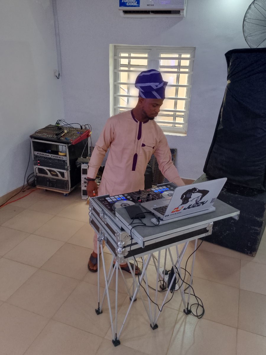 DJ Juzzy 2