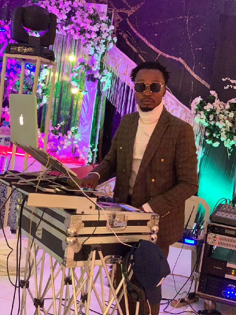 DJ Service 6