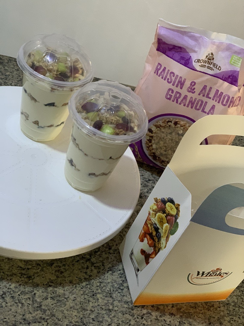 Cakes,small chops & yogurt parfait 3