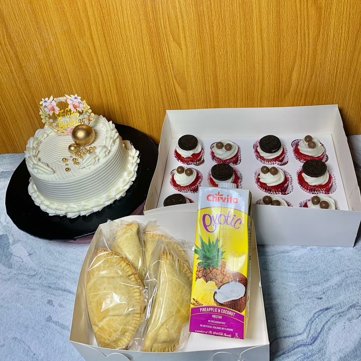 Surprise Cake and Gift Package 6