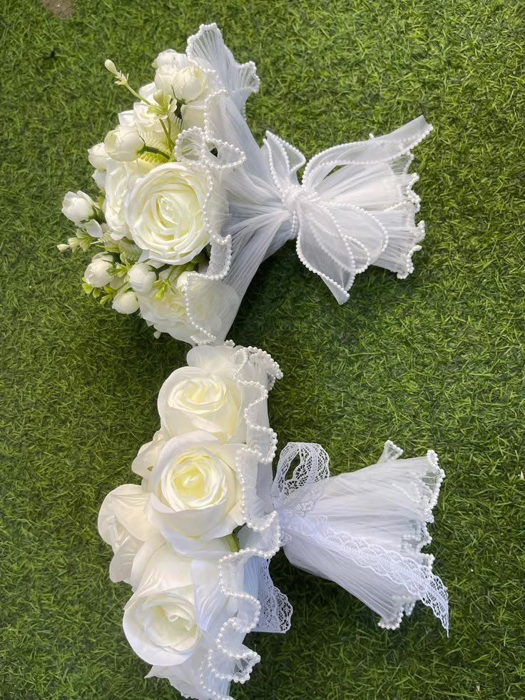 Civil/White Wedding Accessories 5