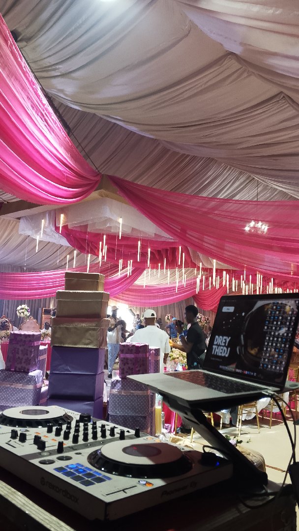 wedding, birthday and other memorable events 3