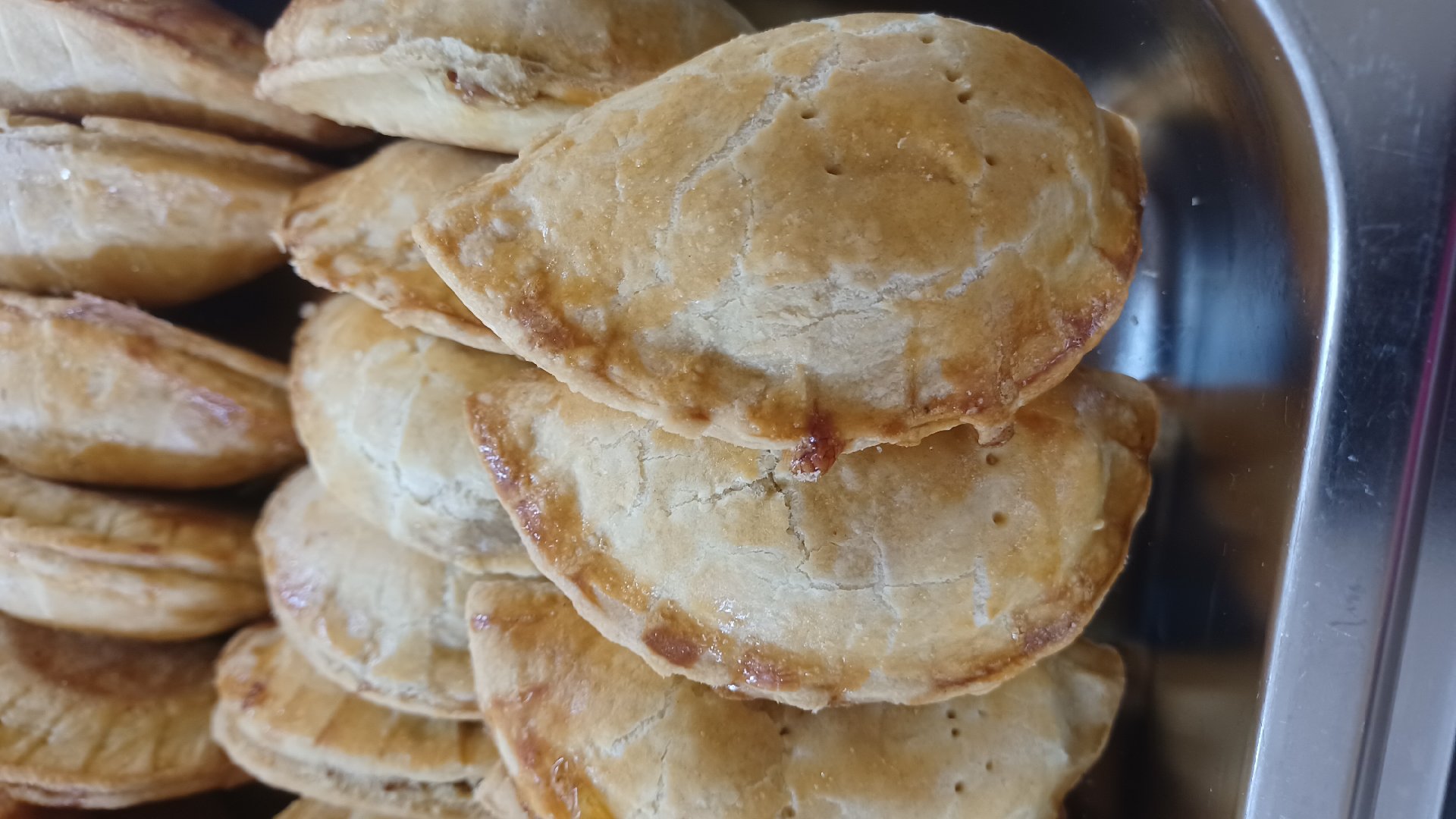 Buttery Flaky Meatpie 3