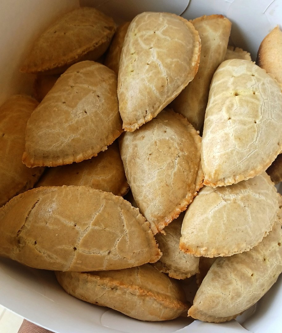 Buttery Flaky Meatpie 5