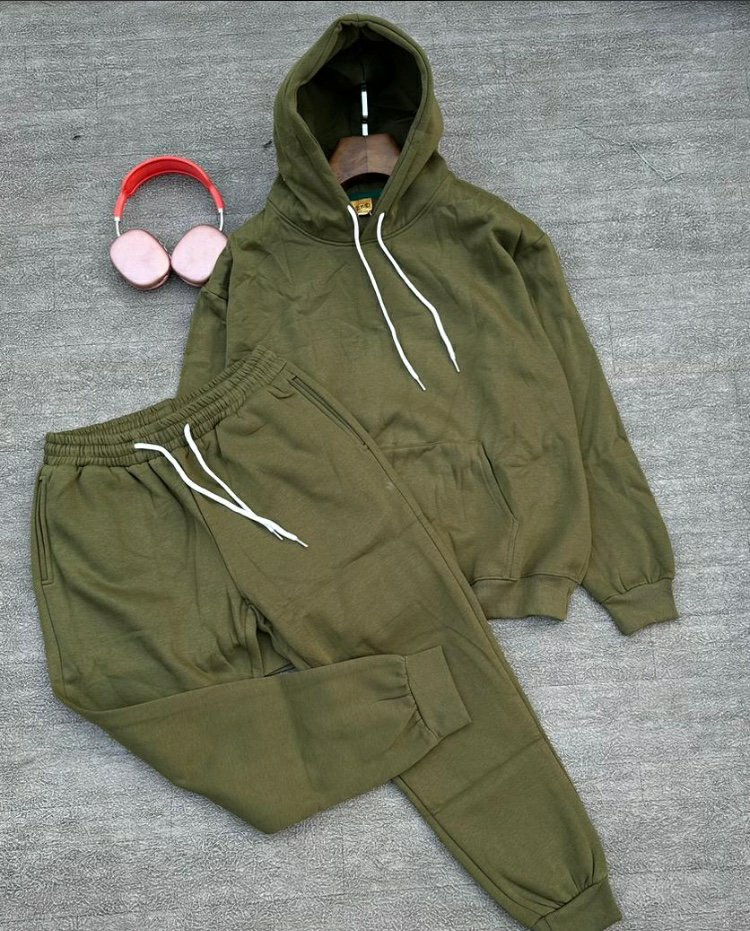Acorn Wears 6
