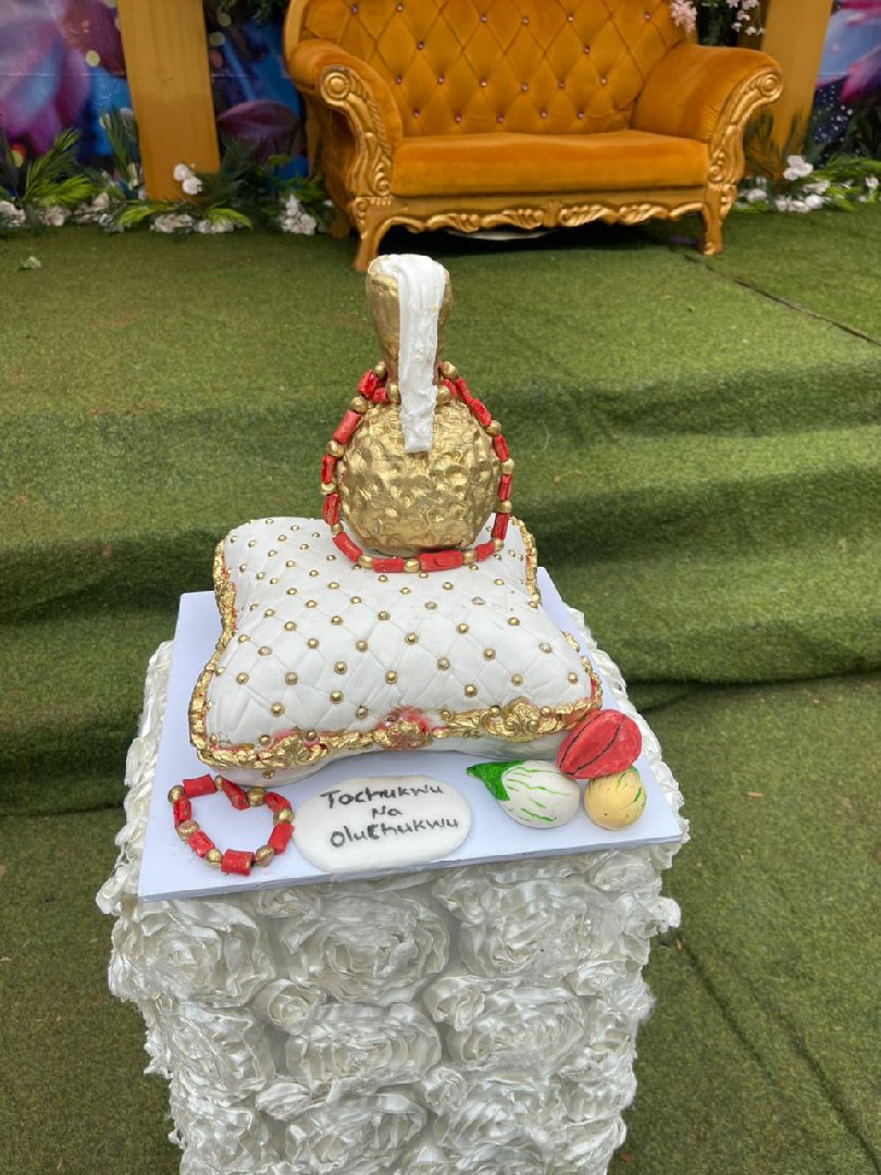 lucid cakes n events