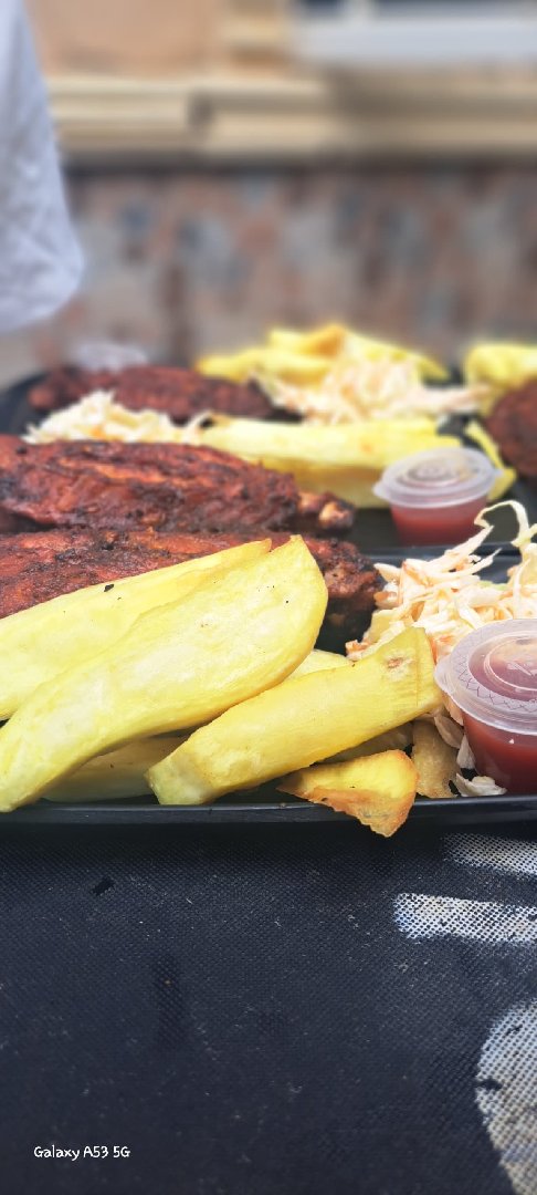 Premium Small Chops, Grills, Fries & Chinese Cuisine Catering