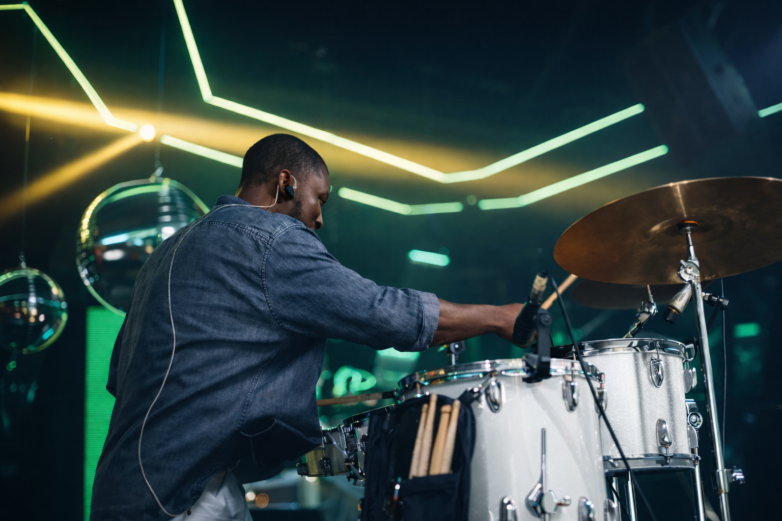 FULL DRUM SET UP 2