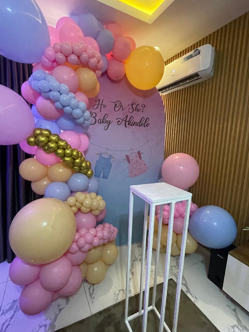 Gender reveal package