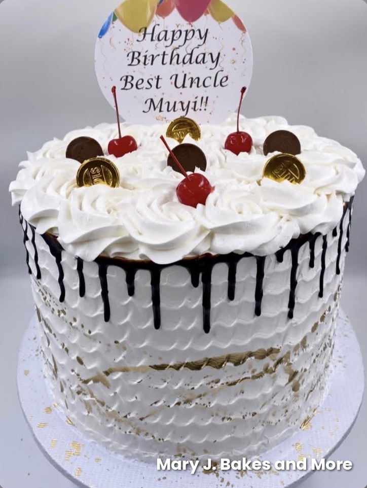 Custom Birthday Cakes&small chops (Vanilla, Red Velvet, Strawberry,samosa,spring Rolls)) 2
