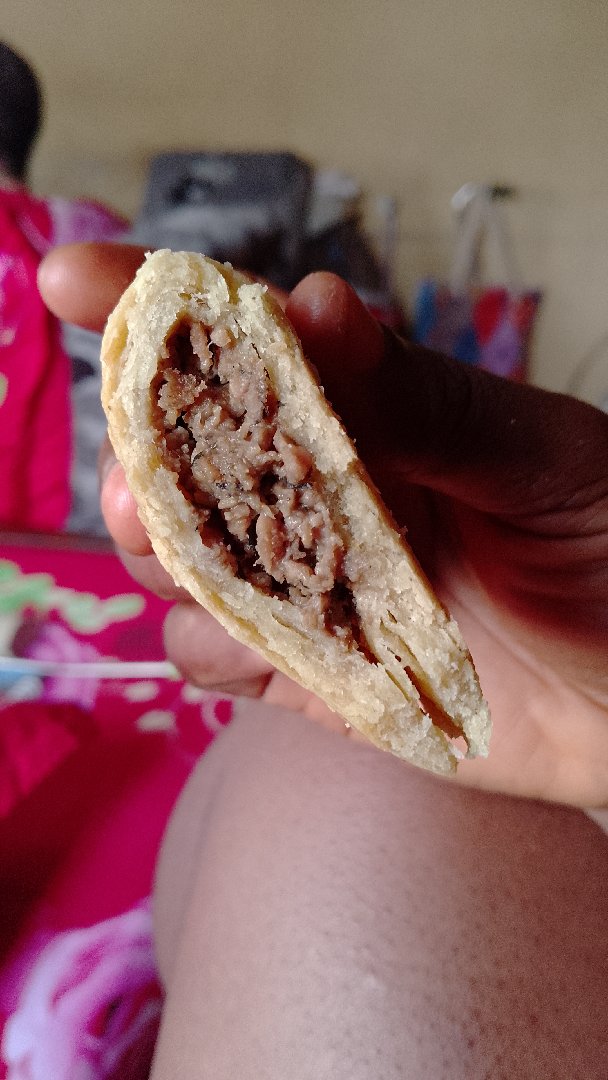 Meat pie with pure beef filling. No potatoes,no carrots....just beef and peppers. 5