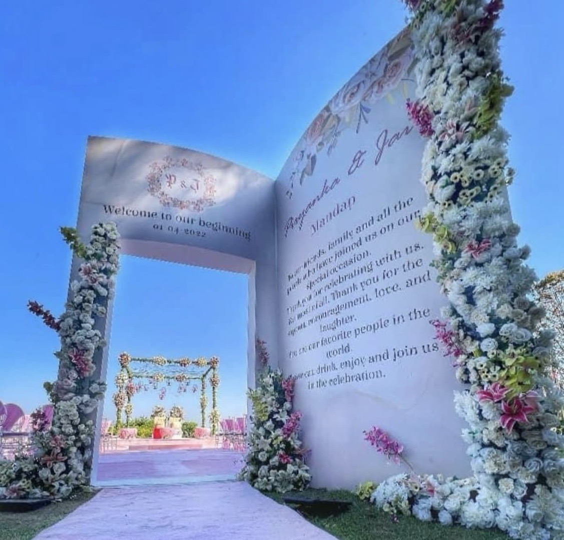 Luxury Funeral & Memorial Styling